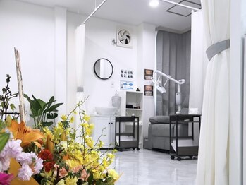 ホワイトニングショップ 川越店の写真/【医療機関提携】セルフホワイトニング専門店＊エリア最長クラスの45分照射をおトクにお試しいただけます♪