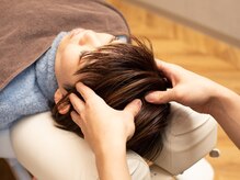 ココロ美容整体院(cocoro)の雰囲気（頭蓋骨調整 施術風景）