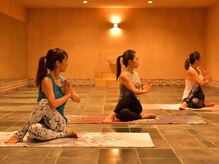 岩盤ヨガスタジオ バトゥバトゥ(batubatu)/岩盤ヨガ