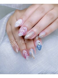 人気の人魚のしっぽネイル