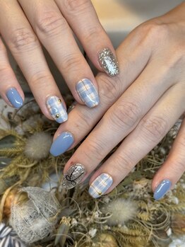 カケハシ(kakehashi)の写真/【22：00まで営業】お仕事帰りでも通いやすい！落ち着いたオフィスネイルもこだわりアートももちろん◎