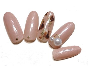 ネイルサロン マハロ 横浜四季の森フォレオ店(Nail Salon Mahalo)の写真/季節やファッションに合わせて選べるデザイン多数ご用意!デザインが決められないとお悩みの方にも◎