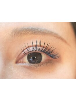 ボリュームのある目元にしたい