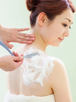 ビフォーサロン 名駅店(美4サロン)の写真/ブライダル以外もOK！シェービングで美しく透明感のあるすべすべ肌♪プロによる丁寧なケアで後ろ姿も美しく