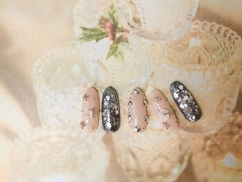 ネイルサロン&スクール ジーナ(GINA)/スタッズとキラキラホロラメ