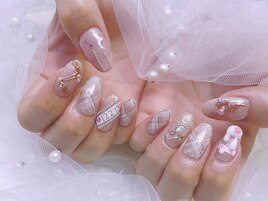 チェック柄推しネイル