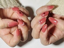 ネイルサロン リップ(Rip)の雰囲気（人気のコーラルピンク♪）