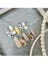 ダリア(Daria)/秋に向けてレオパードネイル