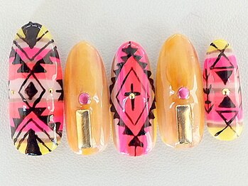 ネイリックス アヴェニール(NAILX avenir)/オルテガ柄ネイル