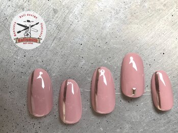 ネイルスミス(Nailsmith)/ピンクのストライプミラー