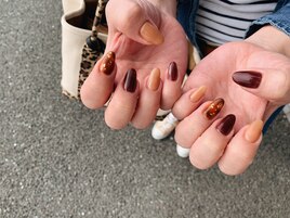 定番べっこうネイル☆ 担当:平岡