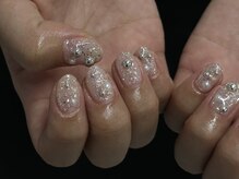 ラヴィッシュ(LAVISH)/キラキラぽこぽこネイル