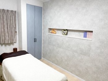 エスポリー(ESPORY)/サロンルームは2部屋ございます