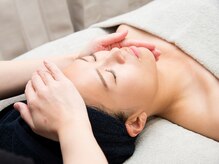 お悩みに合わせたトリートメントでストレスフリー肌に