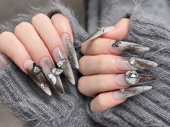 ネイルズ イロハ 大塚店(NAILS 168)の写真/1000種類以上のカラー&パーツで理想の指先へ♪