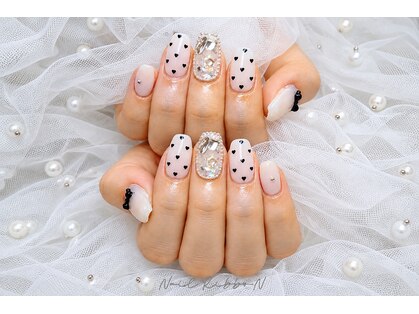 アイラッシュ アンド ネイル リボン 池袋店(RibboN)の写真