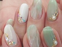 ラシェスキタモト (luscius kitamoto)/透明感　翡翠ネイル
