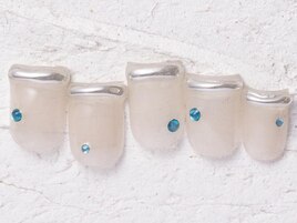 シンプル個性派シルバ―8480yen