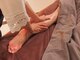 ハナウタ(Hanauta)の写真/足取り軽くなり、パンツがするりと履けるように♪深層筋リンパケアで速攻足に隙間ができる方も！！
