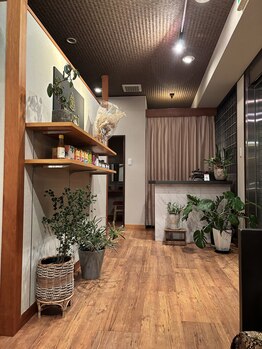 モミ 覚王山店(momi)/