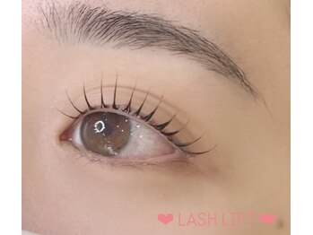 モア(more)/まつ毛パーマ☆