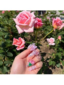 トゥインクリー(Twinkly)の写真/種類豊富なパーツのつけ放題/長さだし◎デザイン力に自信アリ!!理想の指先を叶えます♪