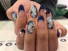 トータルサロン 白べぇーっ プラス/スタッフネイル＊