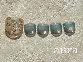 アウラ(aura)の写真/【寛ぎのプライベート空間で見せたくなる足元へ】定額¥9350～プロの施術でしっかりケア★角質ケアも◎