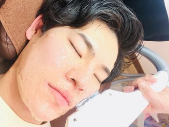 ジェントル(GENTLE)の写真/【メンズ脱毛×フェイシャルエステで理想の素肌に！】流行りの顔脱毛で産毛・毛穴レスのつるすべ肌をGET★