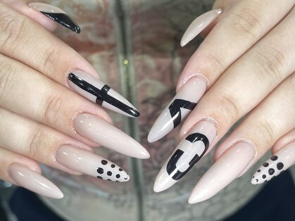 べべ バイ クレオ(bebe by Ｃleo)の写真