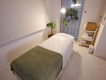 カムズビューティー(Comes beauty)の雰囲気（緑がテーマの落ち着いた雰囲気の店内です）