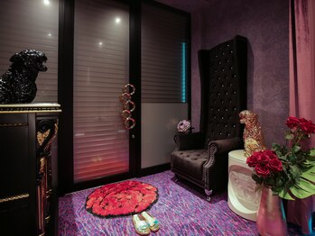 ファビュラス(Fabulous)/店内入り口