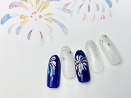 キラキラ花火ネイル