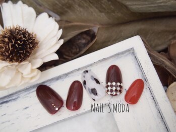 ネイルズ モダ(NAIL'S MODA)/11月定額/ダルメシアン