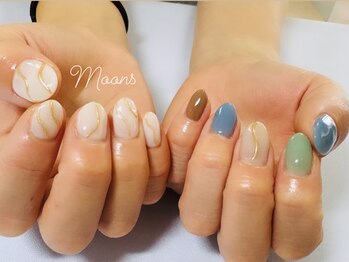 ムーンズ(Moon's)/