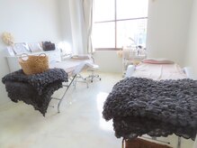 サロン ラピス(Salon Lapis)の雰囲気（フカフカベットで施術中はゆっくりとお休みください★）
