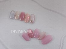 ディバイン ネイルズ(DIVINE NAILS)/ニュアンス春4本アート