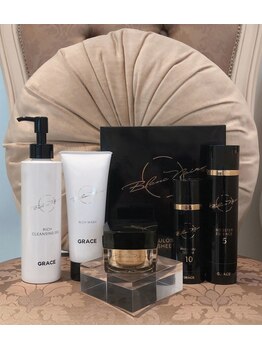 エヴァーグレース 栄店/こだわりの化粧品ブランノアール