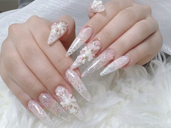 ハナローズネイル 新宿店(Hana Rose Nail)の写真/≪最新トレンド満載≫長さだしも自爪もOK◎持ち込みデザインもSNS話題のゴテゴテアートも◎