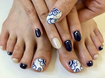 プラハネイル(+HER 美甲)/ペイズリー