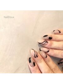 ブラックラインアートネイル