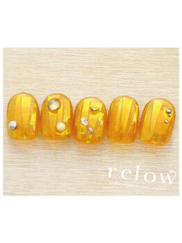 リロウ(relow)/8月のスタッフおすすめネイル♪