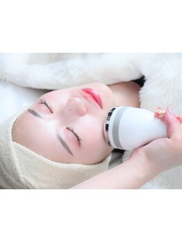 ホウレイ線・たるみ改善！予防ケア