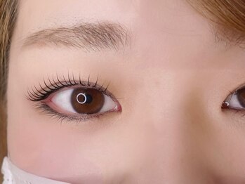 ルモーア(LUMOORE)の写真/【デザイン豊富なまつげパーマ】