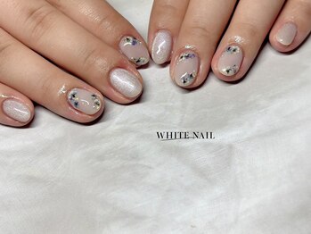 ホワイトネイル(WHITE NAIL)/フラワー/持ち込み/マグネット