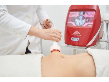 ユウウミ 北谷店(You海)の写真/自分史上最高のボディを目指す本格痩身サロン!!
気になるお腹・脚・二の腕に集中アプローチ