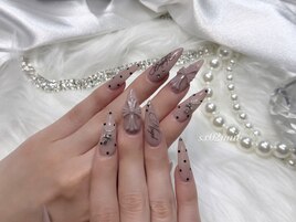 greige cross nail by SERA
