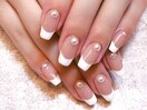 シンプルフレンチネイル¥9900