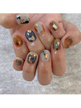 ソイン キタガタ(so-in kitagata)/秋ニュアンスネイル