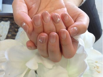 グラデーションネイル